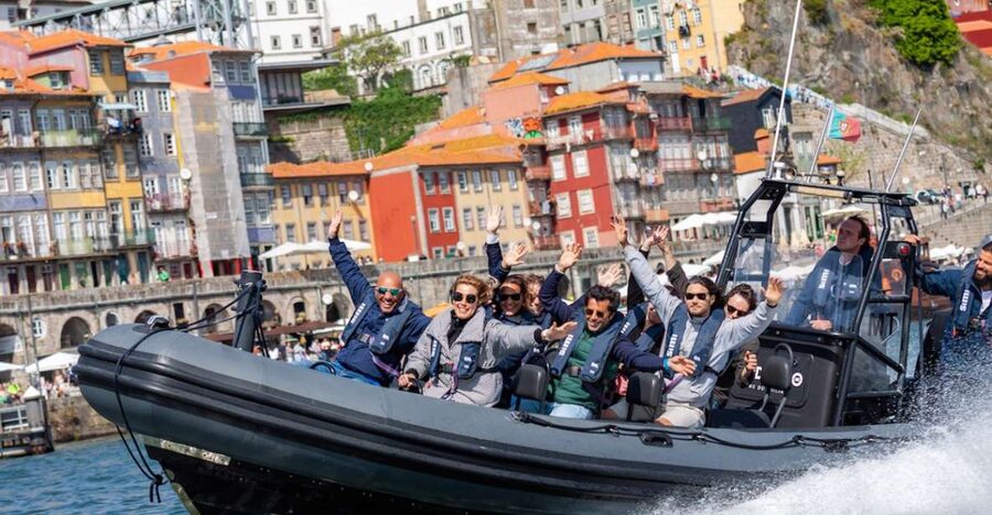 Porto: Douro River Speedboat Tour - Arrábida Bridge and the Ribeira–Miragaia stretch