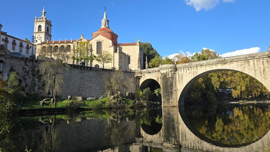 Porto: Douro Valley & Amarante Wine, Food & River Tour - The Amarante Transition: Scenic Stops and a Historic Center Walk