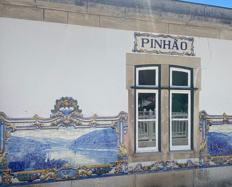 Porto: Douro Valley Private Tour 2 Vineyards & River Cruise - Pinhão Boat Cruise: Seeing Why the River Matters