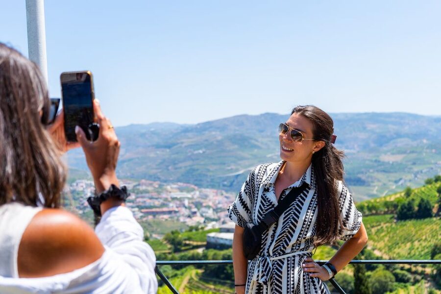Porto: Douro Valley Tour with Lunch, Boat Cruise & Tastings - Key Points You’ll Care About