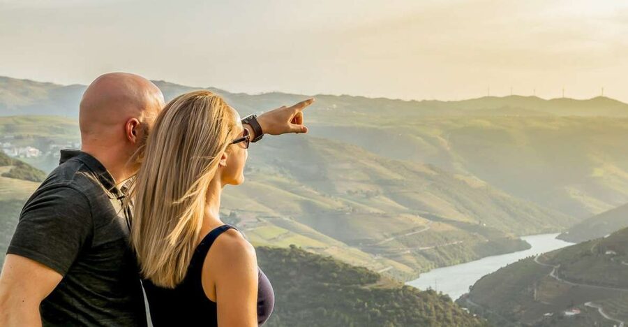 Porto: Douro Valley Tour with Wine Tasting, Cruise and Lunch - Price and Logistics: how $76 adds up to a full-value day