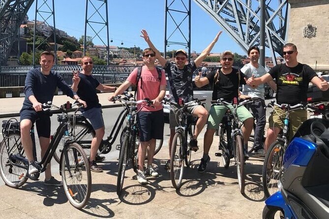 Porto: Electric Bike Rental from 1 to 4 Days - Mobile ticket, quick confirmation, and no-fuss essentials