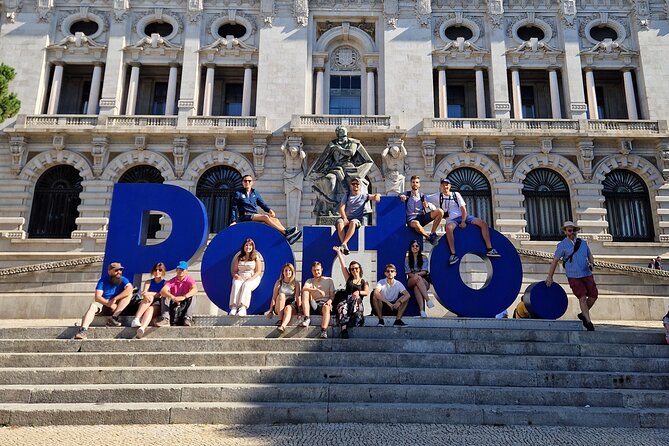 PORTO: Essencial Walking Tour 3 hours - Market time and sweet stops: local flavor without turning it into a food tour