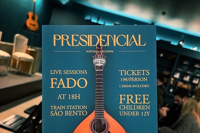 Porto : Fado and Porto Wine Show at the Trinity Noble Hall - The flow of your hour: what happens from check-in to the final song