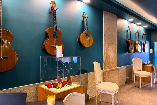 Porto : Fado and Porto Wine Show at the Trinity Noble Hall - Who this Porto fado and wine show is best for