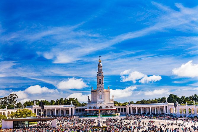 Porto: Fatima and Coimbra Day Trip - Lunch in Fatima: Build Your Energy Without Paying for the Wrong Thing