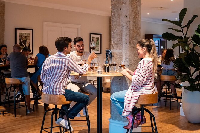 Porto: Flavours of Portugal – Wine Tastings at WOW Wine School - 10am–6pm: The 5-Wine Tasting for comparison lovers