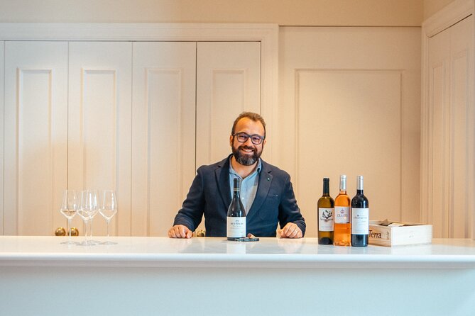 Porto: Flavours of Portugal – Wine Tastings at WOW Wine School - How the guide turns wine into something you can taste