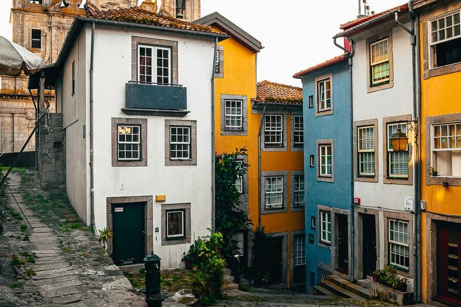 Porto: Flexible Walking Tour in Medieval Area - Key Points I’d Bet Your Trip On