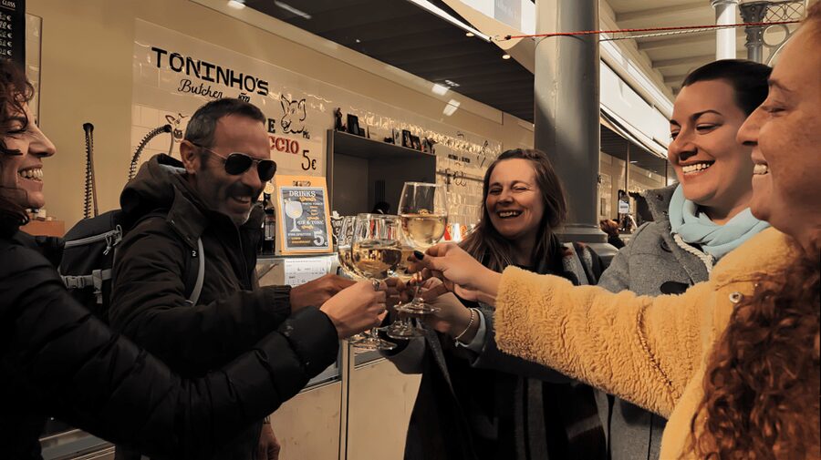 Porto Food Tour: 10 tastings at 5 Restaurants and Eateries - A local bar: wine plus local snacks in a real setting