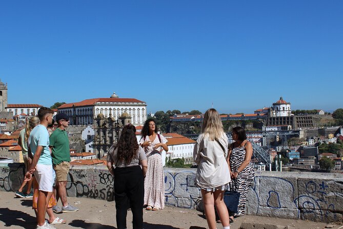 Porto Food Tour - Guide style matters: what you’ll get from the local hosts