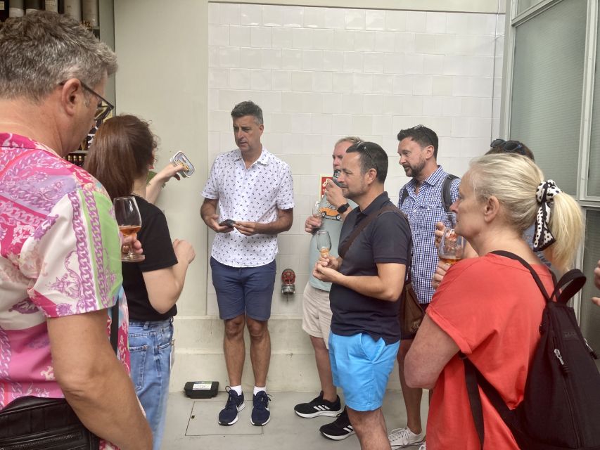 Porto food, wine and culture walking tour - max 8 pax - Key points to know before you go