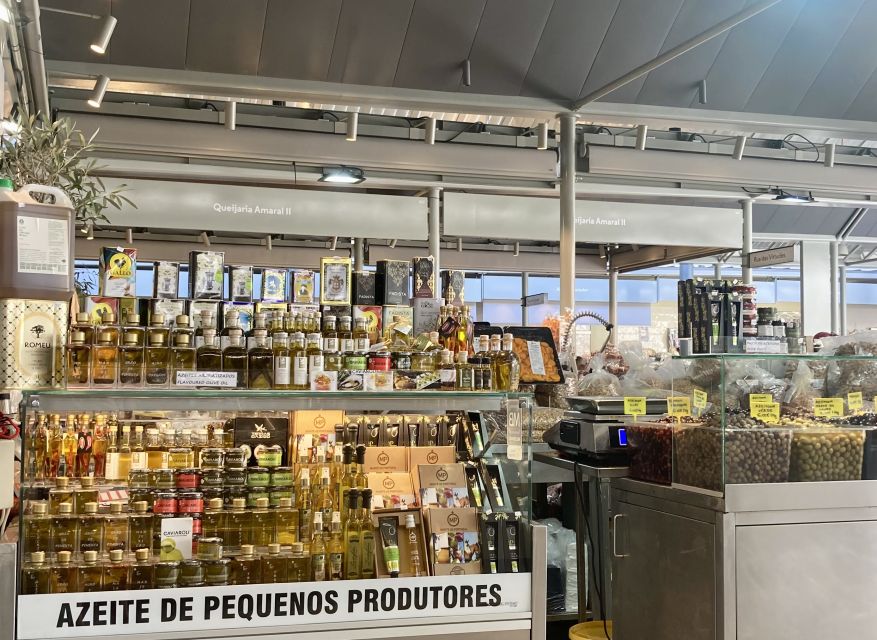 Porto food, wine and culture walking tour - max 8 pax - Bifana with beer: the Porto sandwich lesson