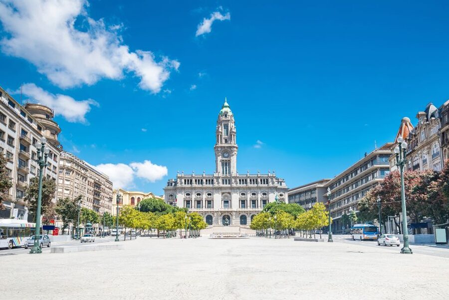 Porto: Full-Day All-Inclusive Private City Sightseeing Tour - The Douro’s six bridges cruise: Porto’s best moving viewpoint