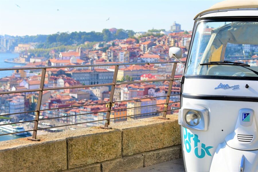 Porto: Full-Day Private Tuk Tuk Tour - Cordoaria: churches, Praça dos Leões, and Lello Bookstore timing