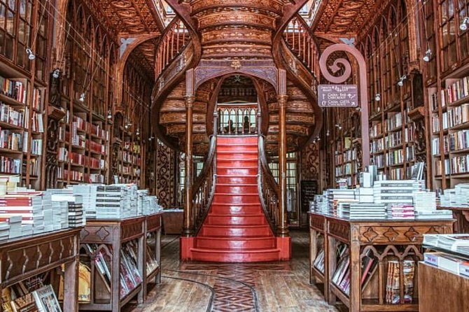 Porto Full-Day Tour with Douro River Cruise and Port Wine Tasting - Optional Café Majestic and the Livraria Lello exterior