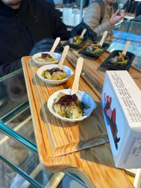Porto: Gastronomic Food & Wine Tour - Premium Small Group - White wine, cheese, and ginja to close the savory chapter