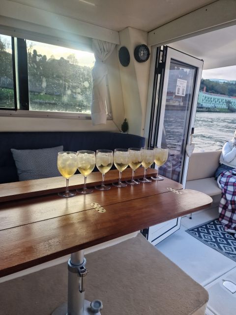 Porto: Guide Boat tour with tasting of 4 Port wines - Photo Ops at Sunset: How to Get the Best Shots Without Stress