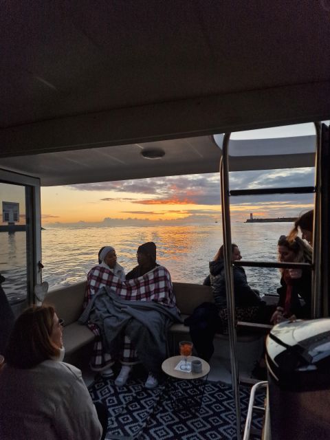 Porto: Guide Boat tour with tasting of 4 Port wines - Marina da Afurada: The Start Point That Sets the Tone