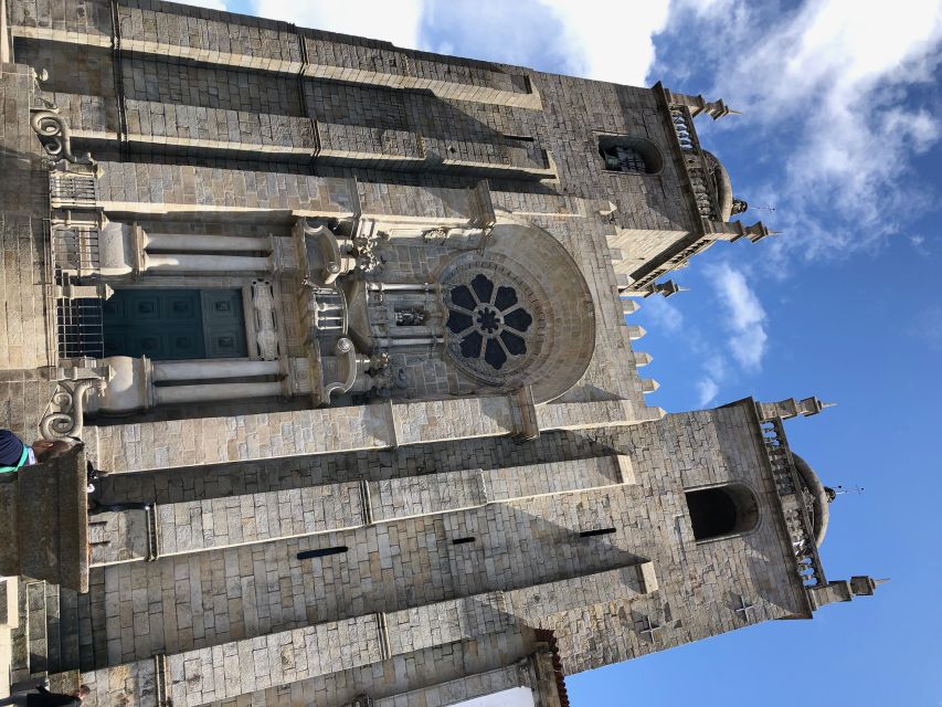 Porto: Guided City Walking Tour & Port Wine Cellar - Weather, Shoes, and the Real-World Comfort Checklist