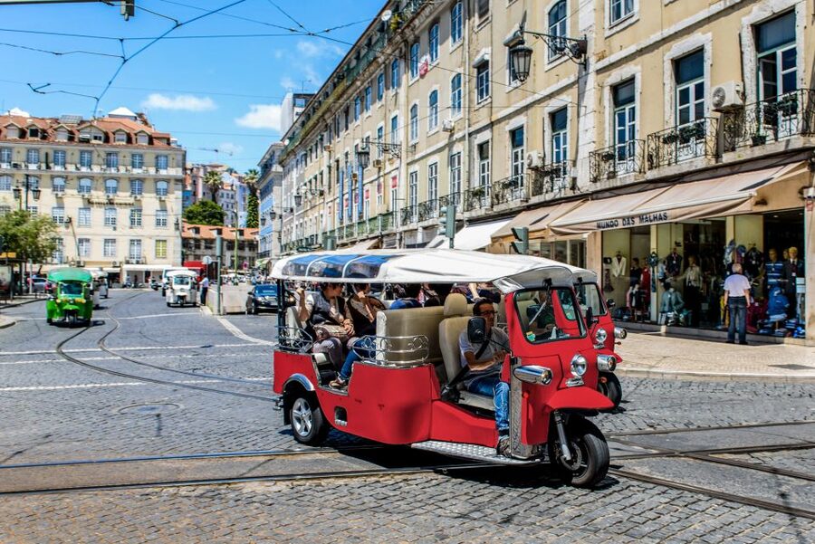 Porto: Guided Tour by Tuk-Tuk & Optional Douro River Cruise - The Real-World Logistics: Linking Tuk-Tuk to the Boat