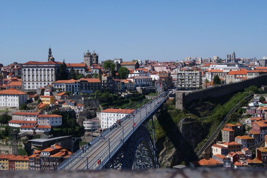 Porto: Guided Walking Tour and Lello Bookshop - Key takeaways