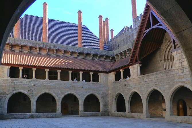 Porto: Guimaraes & Braga Small Group Tour with Lunch and Tickets - Braga lunch: local food, Vinho Verde, and real breaks