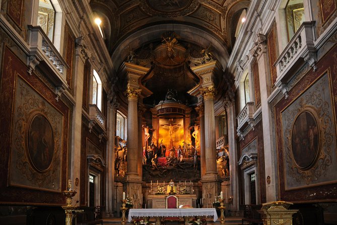 Porto: Guimaraes & Braga Small Group Tour with Lunch and Tickets - Braga Cathedral (Se de Braga): Romanesque meets Gothic