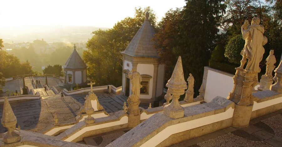 Porto: Guimarães & Braga Tour with Entry Tickets and Lunch - Getting From Porto: Pickup, Van Time, and a Realistic 8 Hours
