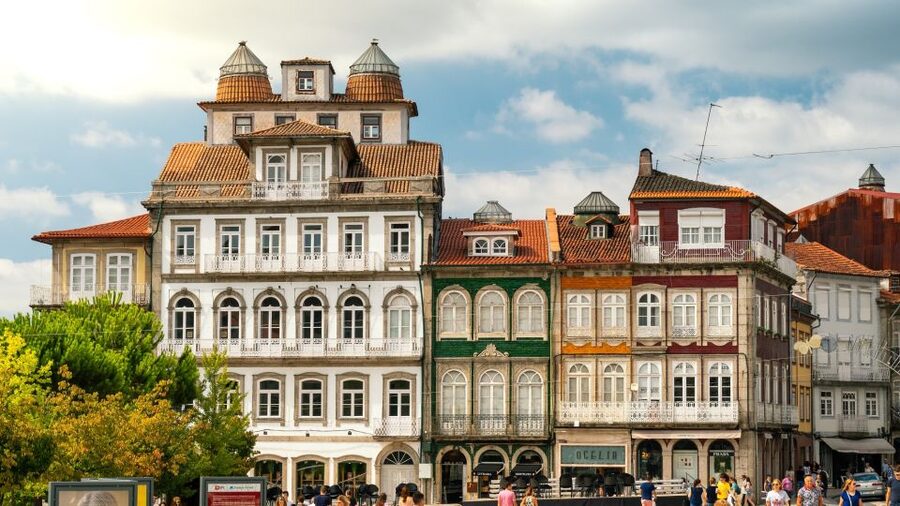 Porto: Guimarães & Braga Tour with Entry Tickets and Lunch - Santa Maria Road to Largo da Oliveira: How the Old Town Walks Actually Feel