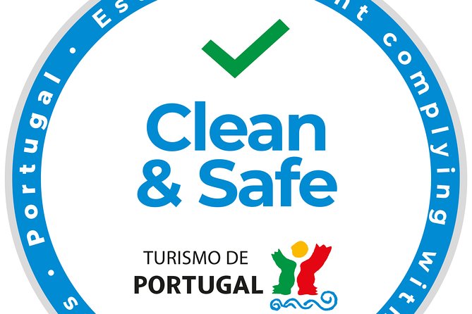 Porto Half-Day Private Tour with Tuk Tuk and Lello Bookstore - Guides and vehicles: when comfort matters on hills