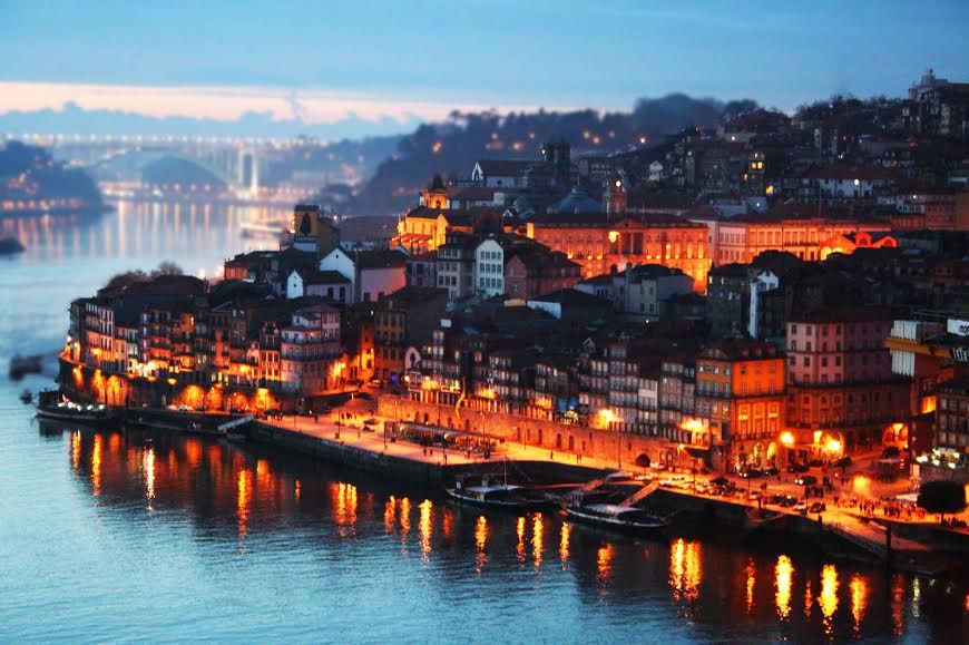 Porto: Half-Day Small Group City Tour with port wine tasting - Meeting at Igreja da Lapa: Easy start, clear direction