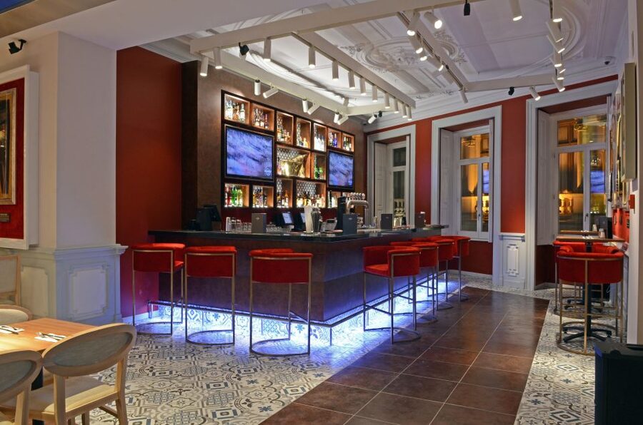 Porto: Hard Rock Cafe Skip-the-Line with Set Menu - Who This Suits Best (And Who Should Skip It)