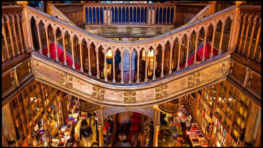 Porto: Harry Potter’s Inspiration Tour - Lello Bookshop visit: budgeting the 5 EUR entrance ticket