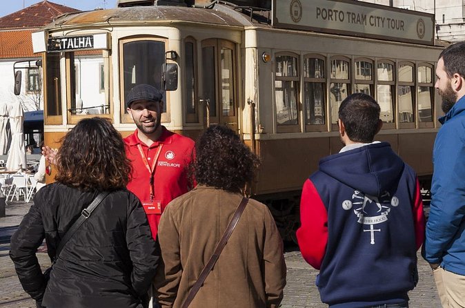 Porto Highlights the Original Walking Tour - Porto Cathedral at the finish: oldest Romanesque anchors