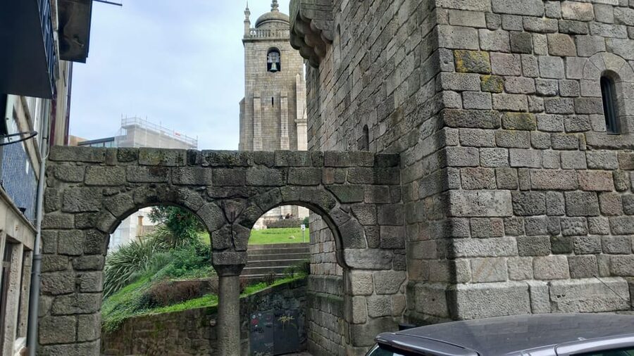 Porto Historic Center: Small Group Walking Tour & Cathedral - Key Highlights You’ll Feel on This Walk