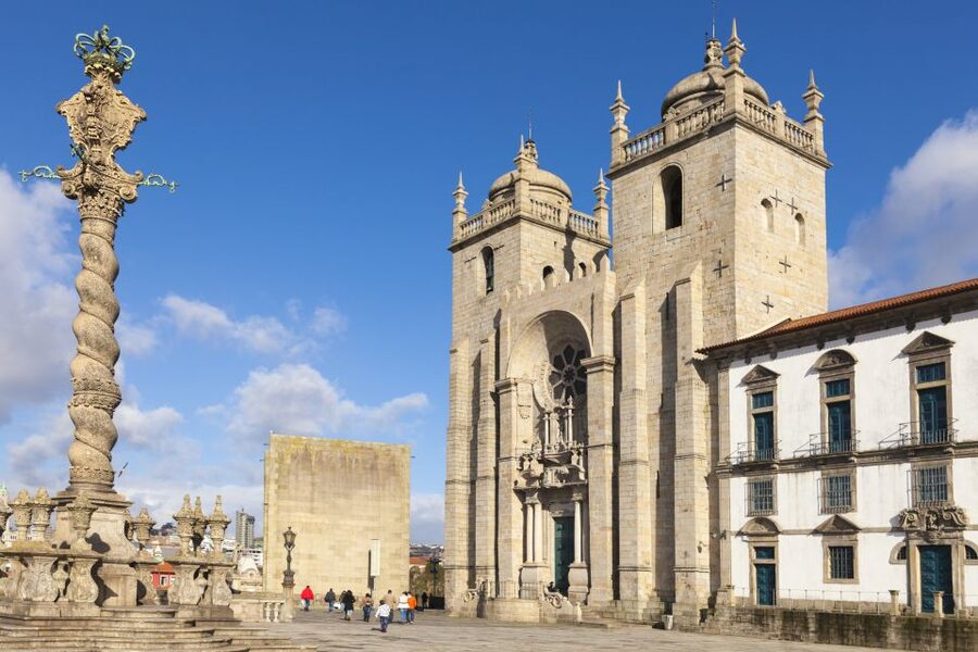 Porto: Historic City Center Walking Tour - Why this Porto walk works so well: big sights, small time