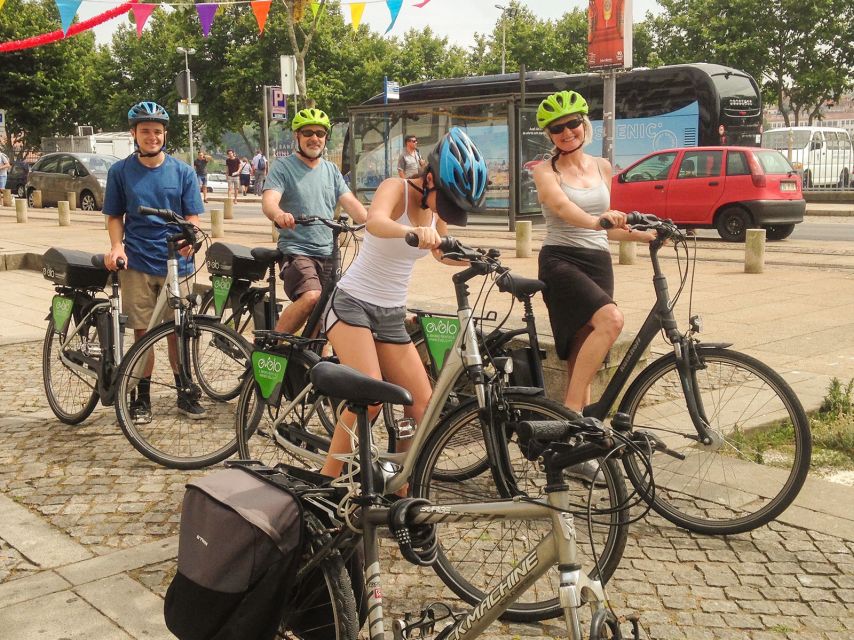 Porto: Historic e-Bike Tour with a guide - Key reasons this Porto e-bike tour earns its top score