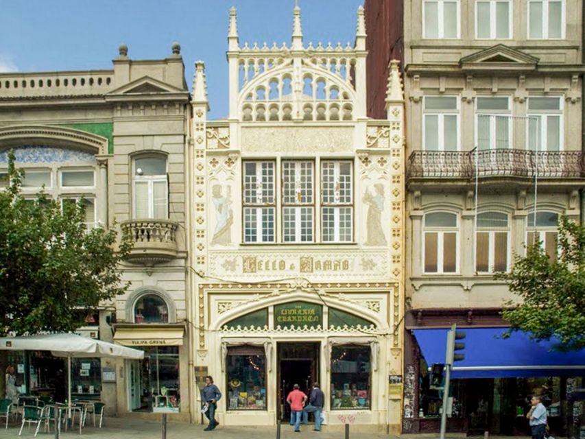 Porto: Historic e-Bike Tour with a guide - Why an e-bike tour is the smart move in Porto
