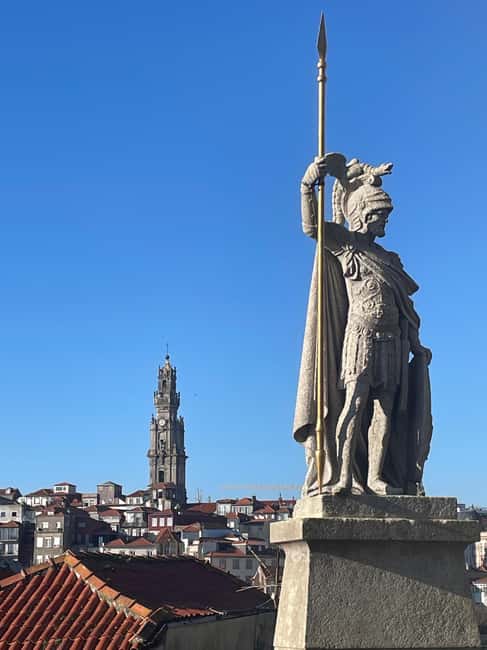 Porto: Historic Walking Tour with Local Guide - Miradouro da Vitória: the Douro Valley payoff moment