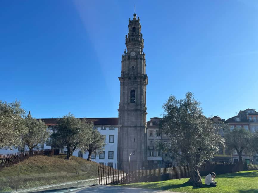 Porto: Historic Walking Tour with Local Guide - Lello Bookstore and Clérigos Tower: big names, quick context