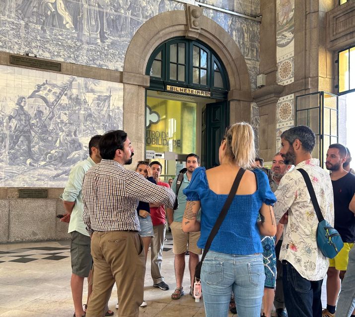 PORTO: Historical Walking Tour - A 3-hour Porto route that actually gives you context