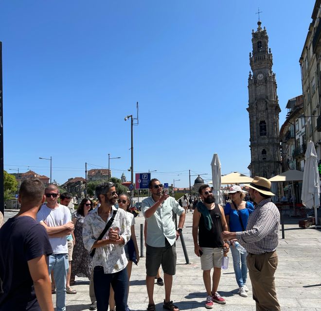 PORTO: Historical Walking Tour - Clérigos Tower and the big viewpoint payoff