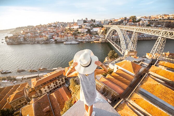 Porto Hop On Hop Off Bus Tour with Wine tasting & Night tour - Gaia Across the River: Cable-Car Area, Jardim do Morro, and the Wine-Tasting Setup