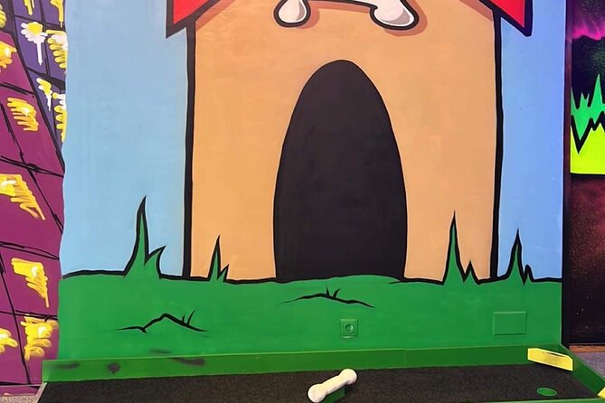 Porto Indoor Mini Golf Experience with Bar - A simple strategy to enjoy it more (even if you’re not good at mini-golf)