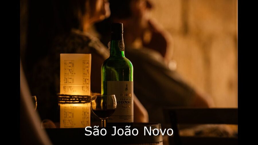 Porto: Live Fado Show with Glass of Port Wine - What Actually Happens During the Show