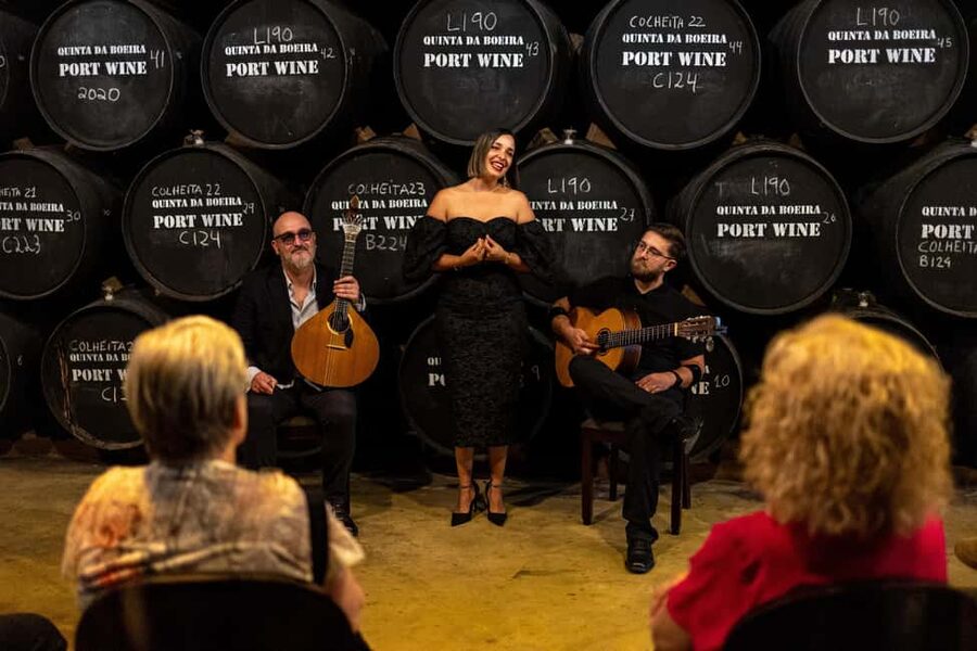 Porto: Live Fado Show with Port Wine Tasting - Key things to know before you go