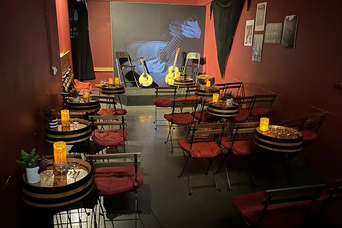 Porto: Live Fado with a Glass of Port Wine at Casa do Fado Sé - Logistics that actually affect your evening