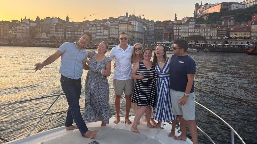 Porto: Luxury 6 Bridges Yacht Cruise with Wine & Snacks - So, should you book the Six Bridges yacht cruise?