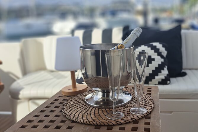 Porto: Luxury Yacht Cruise on the Douro River and Estuary Reserve - Practical Tips to Make Your 2 Hours Better
